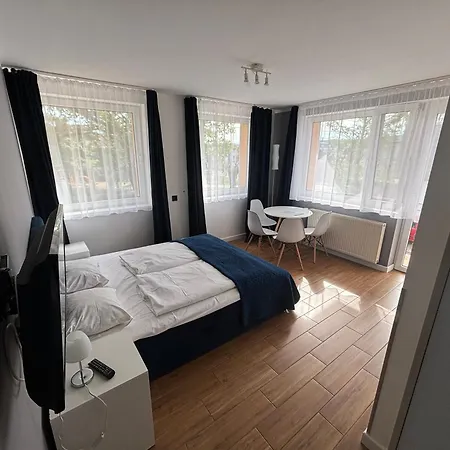 Goscinne Bursztyn Δωμάτια σε οικογενειακή κατοικία Miedzyzdroje