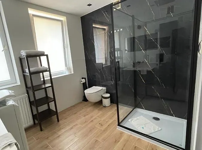 Goscinne Bursztyn * Miedzyzdroje